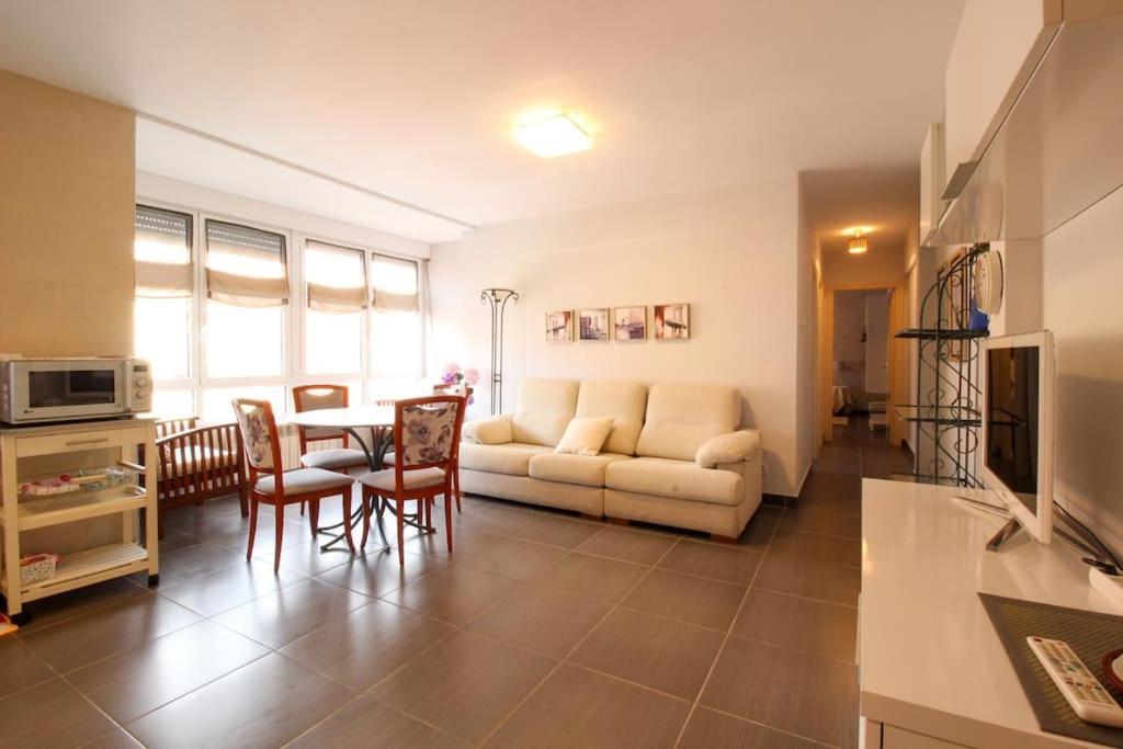 Ocean View Apartment 산탄데르 외부 사진