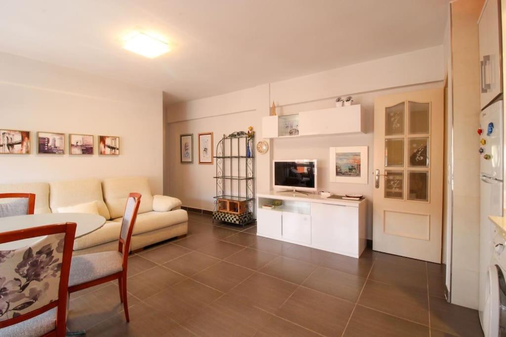 Ocean View Apartment 산탄데르 외부 사진
